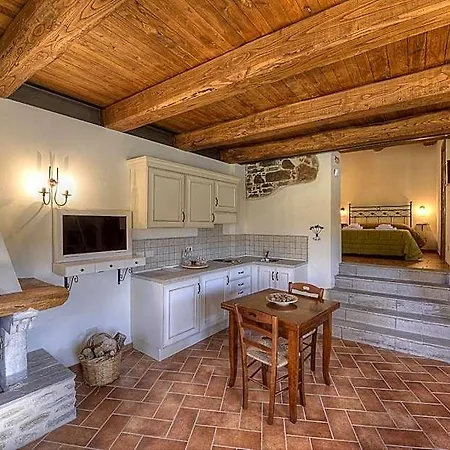Borgotufi Diffuso 3*