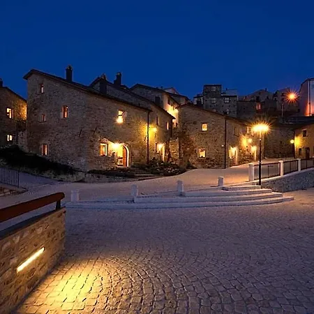 Borgotufi Diffuso Hotel 3*